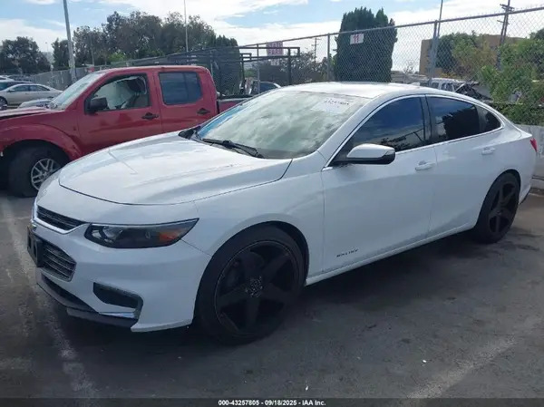 1G1ZE5ST6HF119122 2017 CHEVROLET MALIBU - Image 2