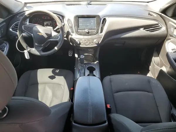 1G1ZE5ST6HF132629 2017 CHEVROLET MALIBU - Image 8