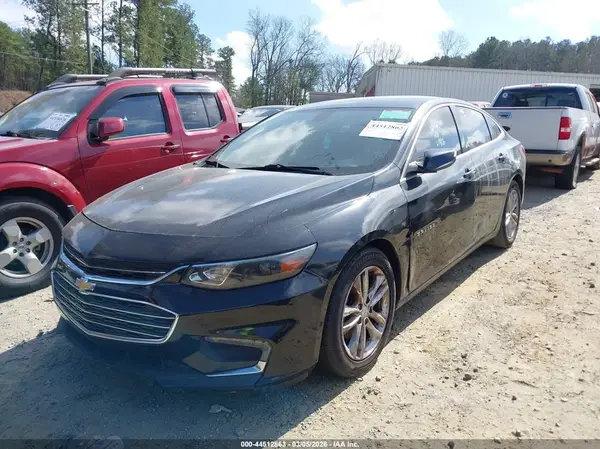 1G1ZE5ST6HF151360 2017 CHEVROLET MALIBU - Image 2