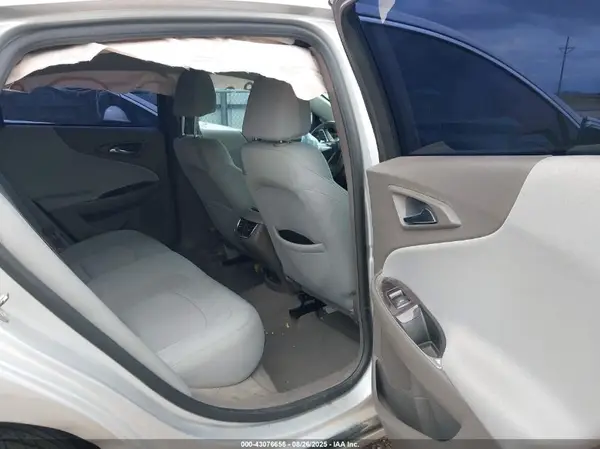 1G1ZE5ST6HF163427 2017 CHEVROLET MALIBU - Image 8