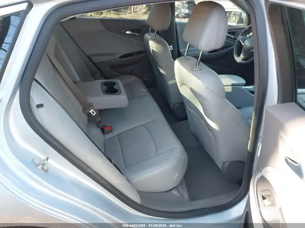 1G1ZE5ST6HF174640 2017 CHEVROLET MALIBU - Image 8