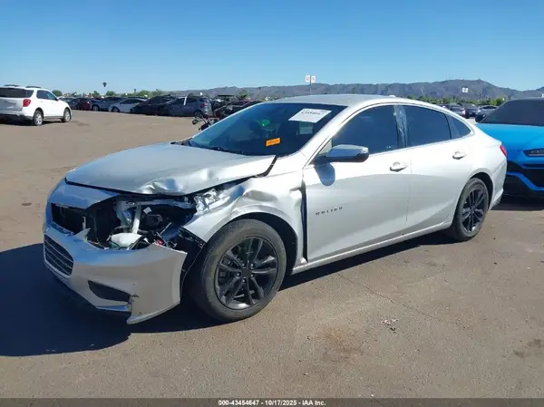 1G1ZE5ST6HF185430 2017 CHEVROLET MALIBU - Image 2
