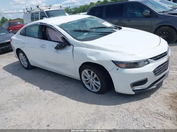 1G1ZE5ST6HF201271 2017 CHEVROLET MALIBU - Image 1