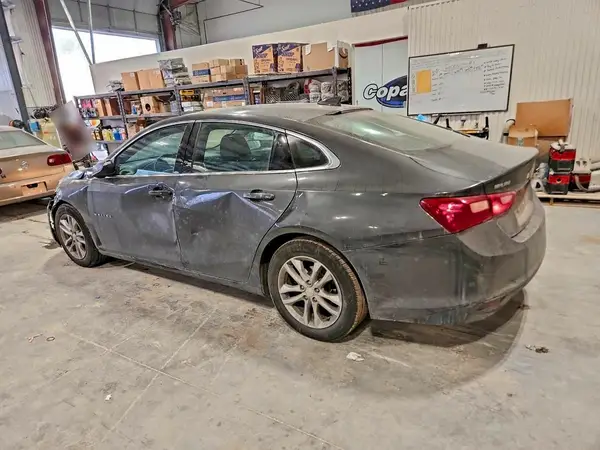 1G1ZE5ST6HF201576 2017 CHEVROLET MALIBU - Image 2