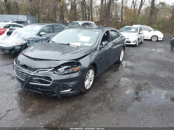 1G1ZE5ST6HF204705 2017 CHEVROLET MALIBU - Image 2