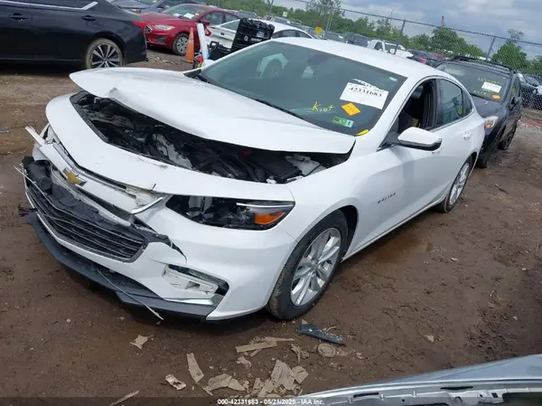 1G1ZE5ST6HF214585 2017 CHEVROLET MALIBU - Image 2