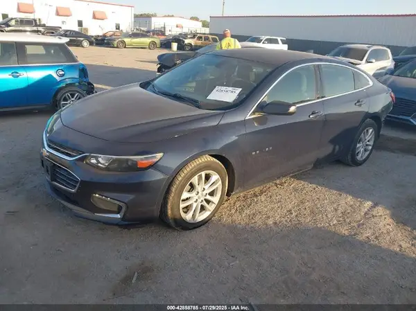 1G1ZE5ST6HF223903 2017 CHEVROLET MALIBU - Image 2