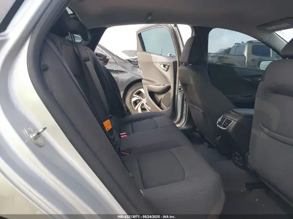 1G1ZE5ST6HF229670 2017 CHEVROLET MALIBU - Image 8