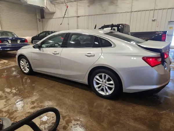 1G1ZE5ST6HF231659 2017 CHEVROLET MALIBU - Image 2