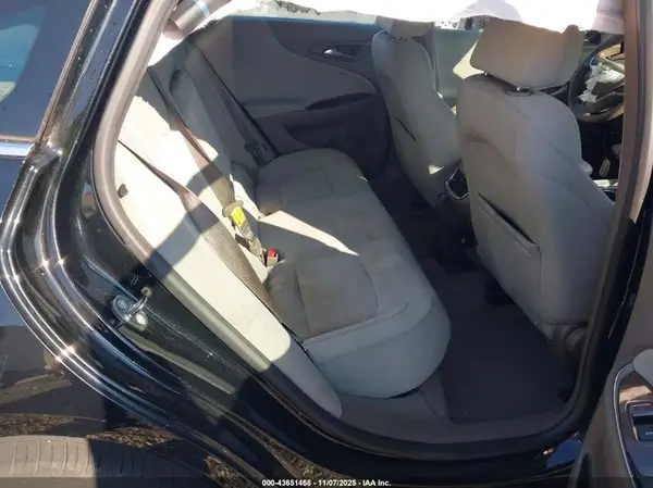 1G1ZE5ST6HF237879 2017 CHEVROLET MALIBU - Image 8