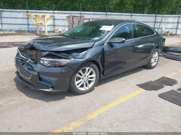 1G1ZE5ST6HF246050 2017 CHEVROLET MALIBU - Image 2