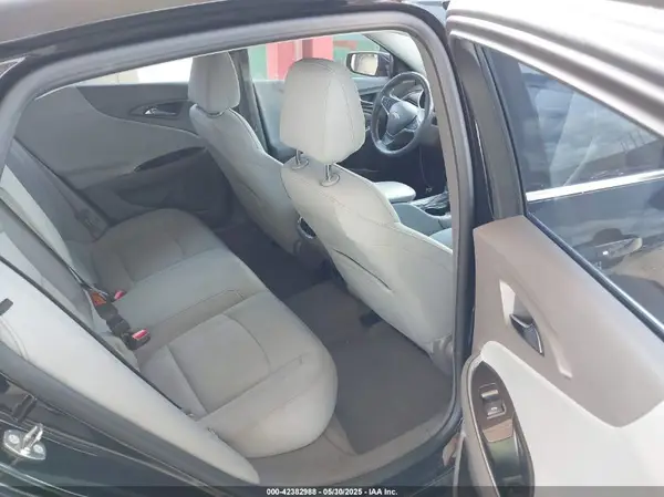 1G1ZE5ST6HF251605 2017 CHEVROLET MALIBU - Image 8