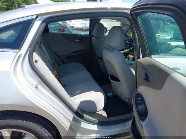 1G1ZE5ST6HF259638 2017 CHEVROLET MALIBU - Image 8