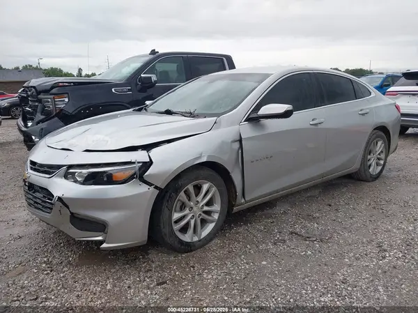 1G1ZE5ST6HF270705 2017 CHEVROLET MALIBU - Image 2