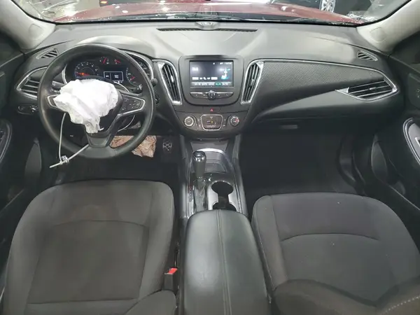 1G1ZE5ST6HF275239 2017 CHEVROLET MALIBU - Image 8
