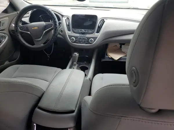 1G1ZE5ST6HF280750 2017 CHEVROLET MALIBU - Image 8