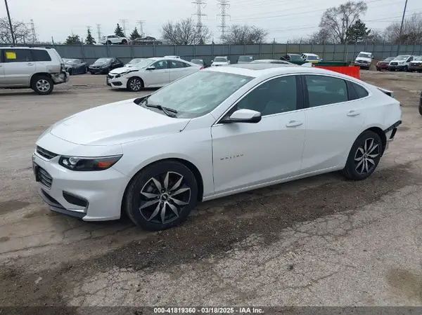 1G1ZE5ST7HF104760 2017 CHEVROLET MALIBU - Image 2