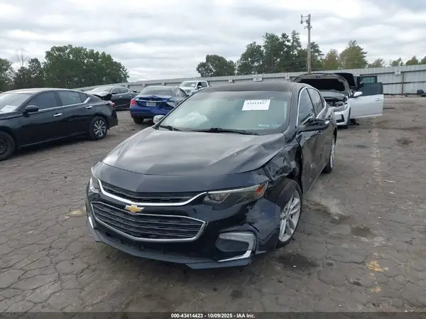 1G1ZE5ST7HF104967 2017 CHEVROLET MALIBU - Image 2