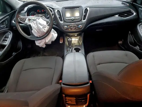 1G1ZE5ST7HF106685 2017 CHEVROLET MALIBU - Image 8