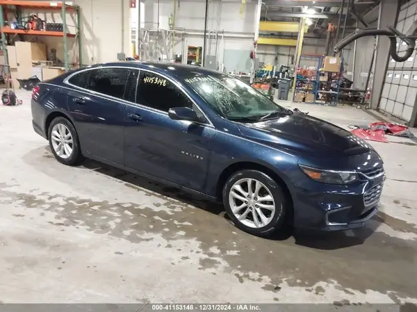1G1ZE5ST7HF112390 2017 CHEVROLET MALIBU - Image 1
