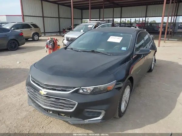 1G1ZE5ST7HF114219 2017 CHEVROLET MALIBU - Image 2