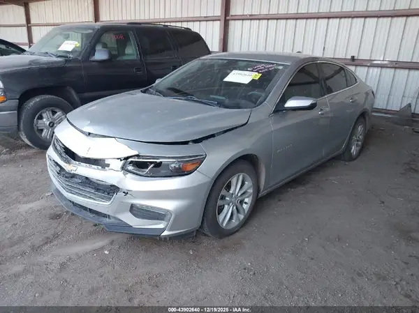 1G1ZE5ST7HF116004 2017 CHEVROLET MALIBU - Image 2