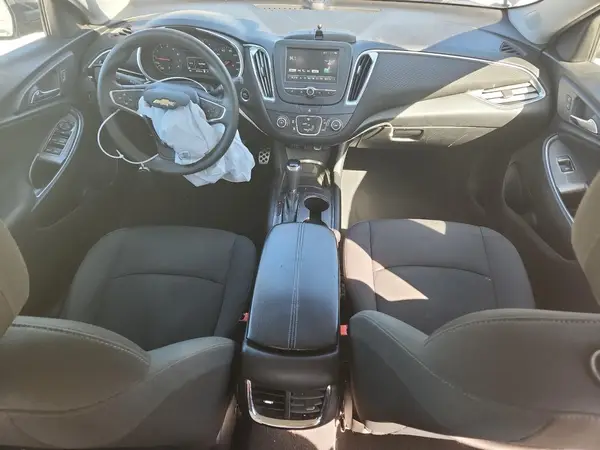 1G1ZE5ST7HF120215 2017 CHEVROLET MALIBU - Image 8