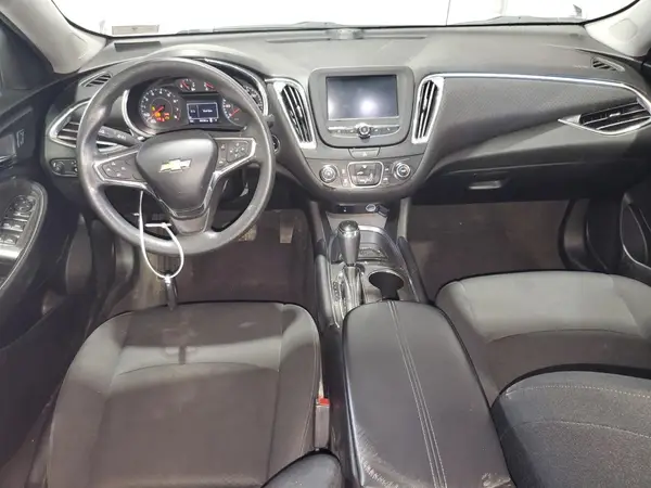 1G1ZE5ST7HF125415 2017 CHEVROLET MALIBU - Image 8