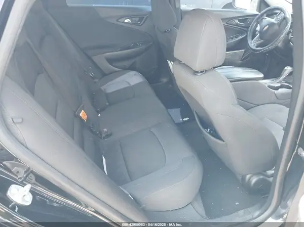 1G1ZE5ST7HF125883 2017 CHEVROLET MALIBU - Image 8