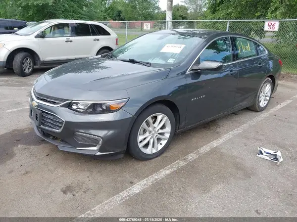 1G1ZE5ST7HF139055 2017 CHEVROLET MALIBU - Image 2
