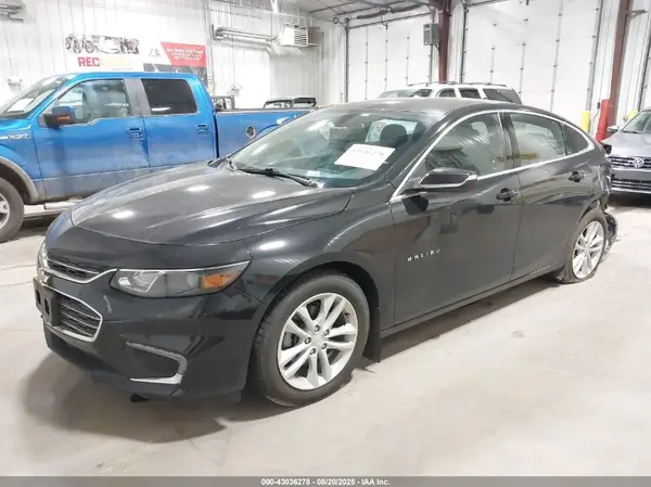 1G1ZE5ST7HF147429 2017 CHEVROLET MALIBU - Image 2