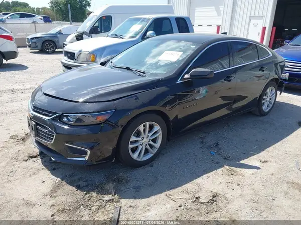 1G1ZE5ST7HF167132 2017 CHEVROLET MALIBU - Image 2