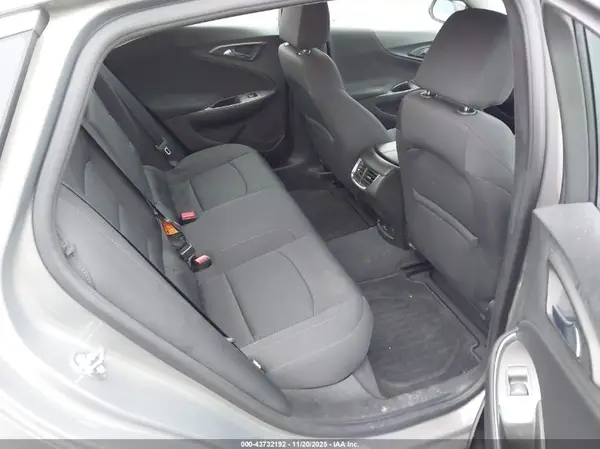1G1ZE5ST7HF168183 2017 CHEVROLET MALIBU - Image 8