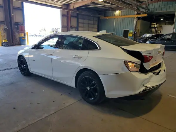 1G1ZE5ST7HF187106 2017 CHEVROLET MALIBU - Image 2