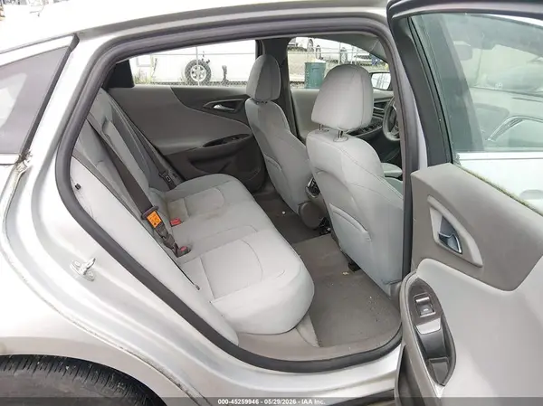 1G1ZE5ST7HF187137 2017 CHEVROLET MALIBU - Image 8