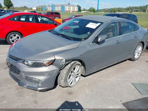 1G1ZE5ST7HF196663 2017 CHEVROLET MALIBU - Image 2