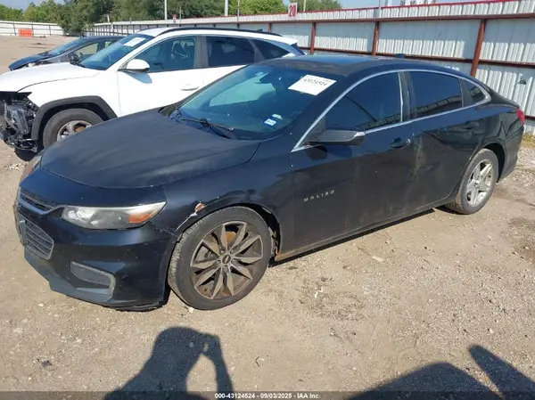 1G1ZE5ST7HF199840 2017 CHEVROLET MALIBU - Image 2