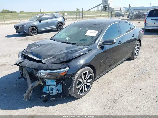1G1ZE5ST7HF205183 2017 CHEVROLET MALIBU - Image 2