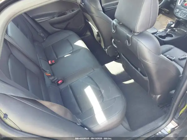 1G1ZE5ST7HF205183 2017 CHEVROLET MALIBU - Image 8