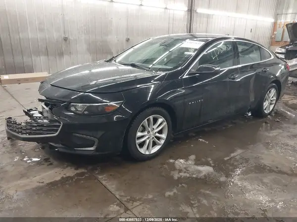 1G1ZE5ST7HF205989 2017 CHEVROLET MALIBU - Image 2