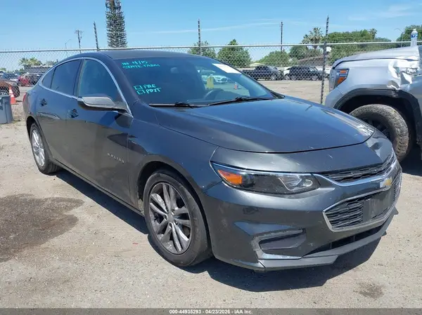 1G1ZE5ST7HF206088 2017 CHEVROLET MALIBU - Image 1