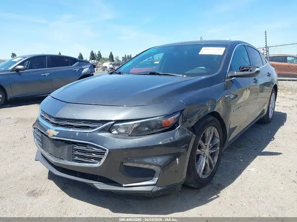 1G1ZE5ST7HF206088 2017 CHEVROLET MALIBU - Image 2
