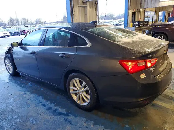 1G1ZE5ST7HF207922 2017 CHEVROLET MALIBU - Image 2