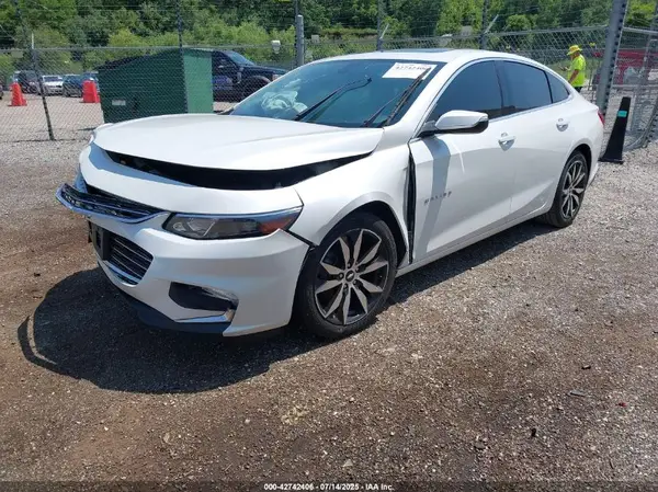 1G1ZE5ST7HF211369 2017 CHEVROLET MALIBU - Image 2