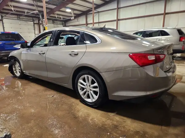 1G1ZE5ST7HF221481 2017 CHEVROLET MALIBU - Image 2