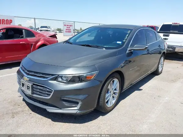 1G1ZE5ST7HF223781 2017 CHEVROLET MALIBU - Image 2
