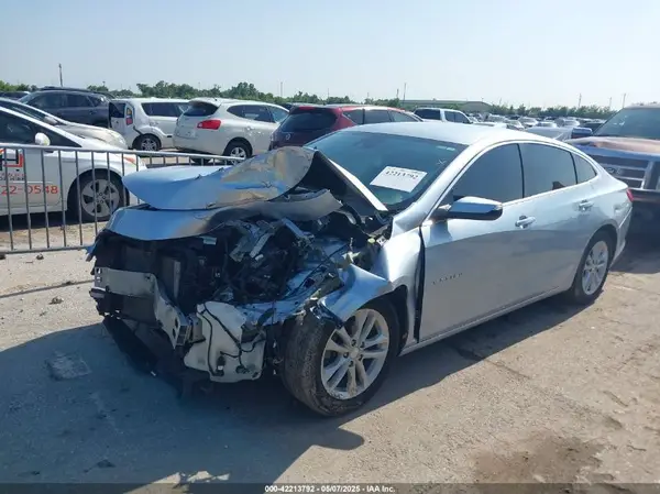 1G1ZE5ST7HF231833 2017 CHEVROLET MALIBU - Image 2