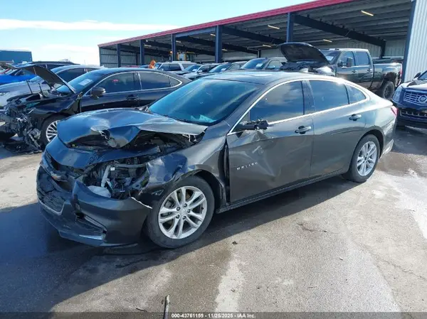 1G1ZE5ST7HF239978 2017 CHEVROLET MALIBU - Image 2