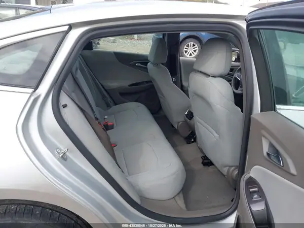 1G1ZE5ST7HF249829 2017 CHEVROLET MALIBU - Image 8