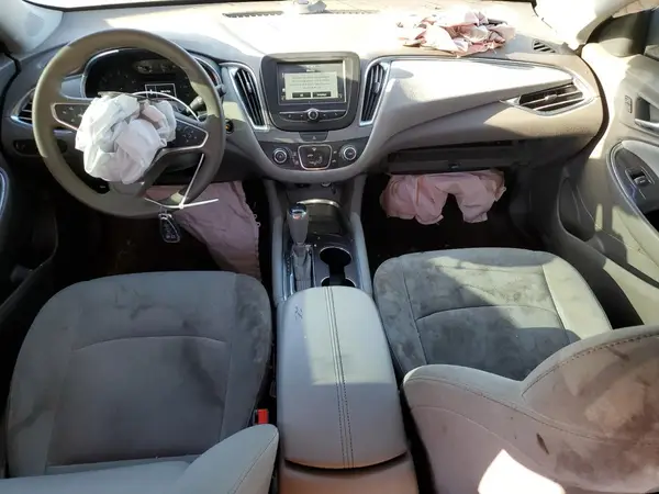 1G1ZE5ST7HF262435 2017 CHEVROLET MALIBU - Image 8